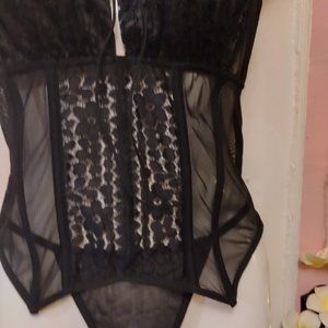 Acelandy (L/XL) Corset Style Lace and Sheer Lingerie Set